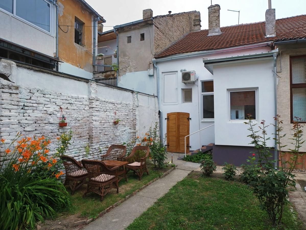 Appartement Oaza Centar à Novi Sad Extérieur photo